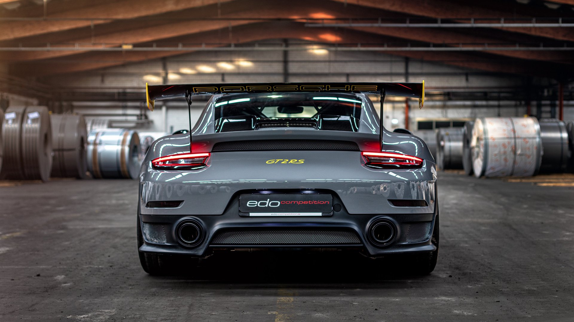 德甲场面火爆:攻守精彩回放不断,德甲现场